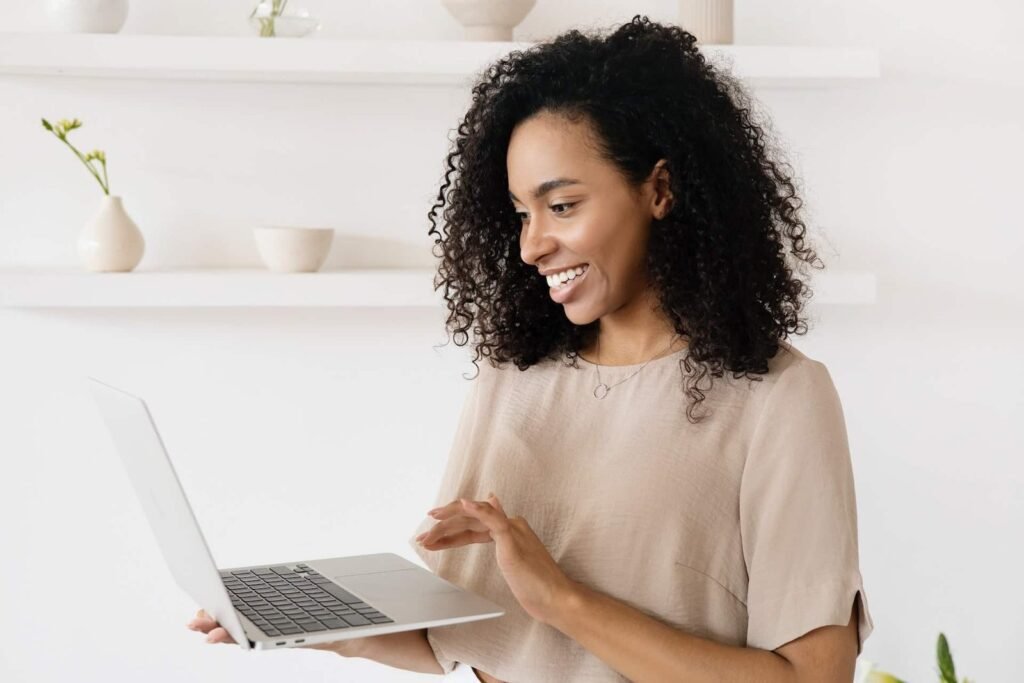 Empreendedorismo feminino: o que está em alta e como empreender na internet?