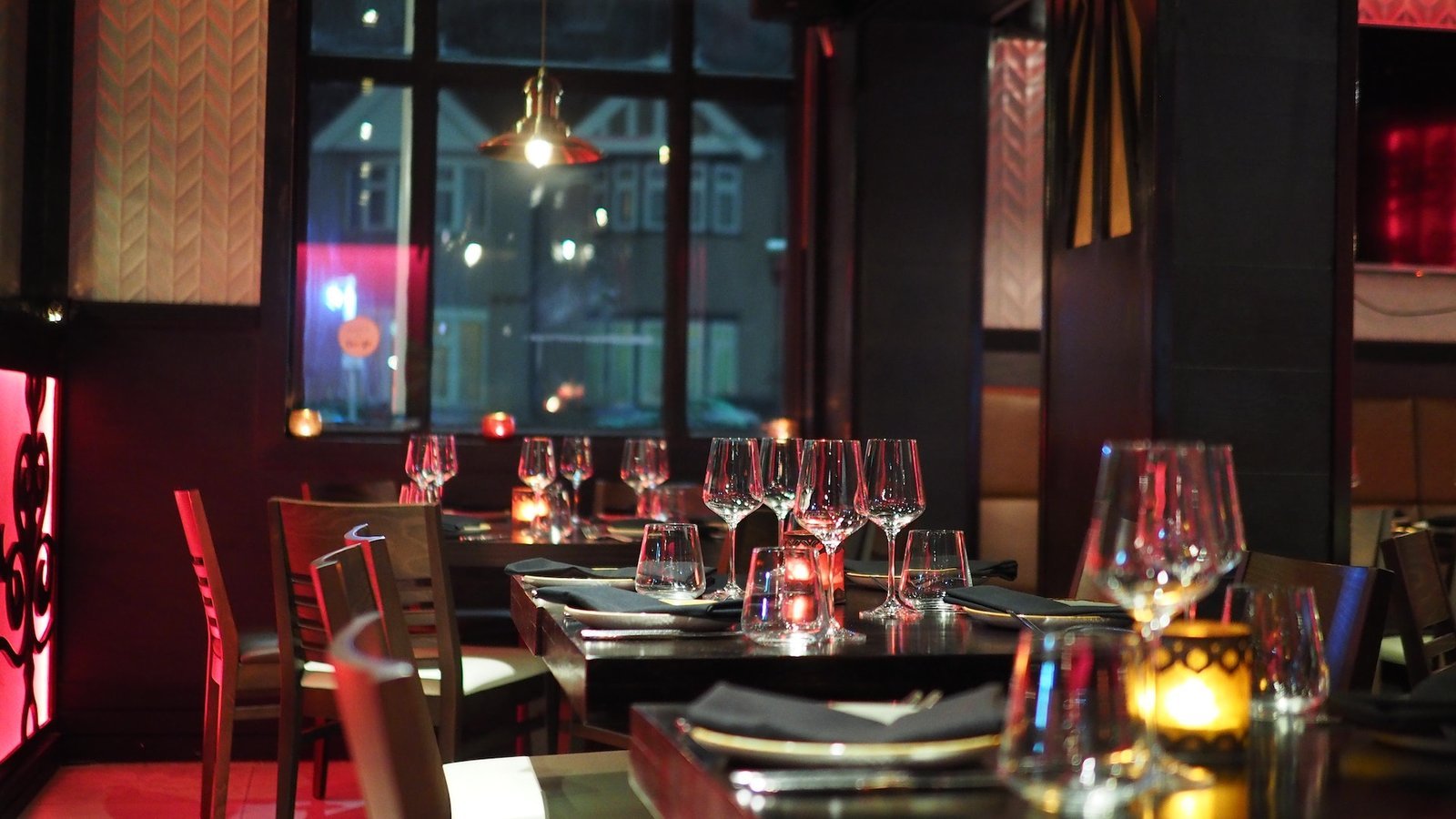 Nomes de restaurantes: sugestões criativas e dicas de marketing digital