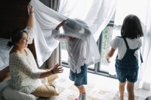 Como criar uma agência de babás online