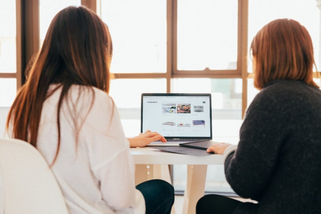 5 dicas de liderança: como fazer a gestão da equipe de um negócio online