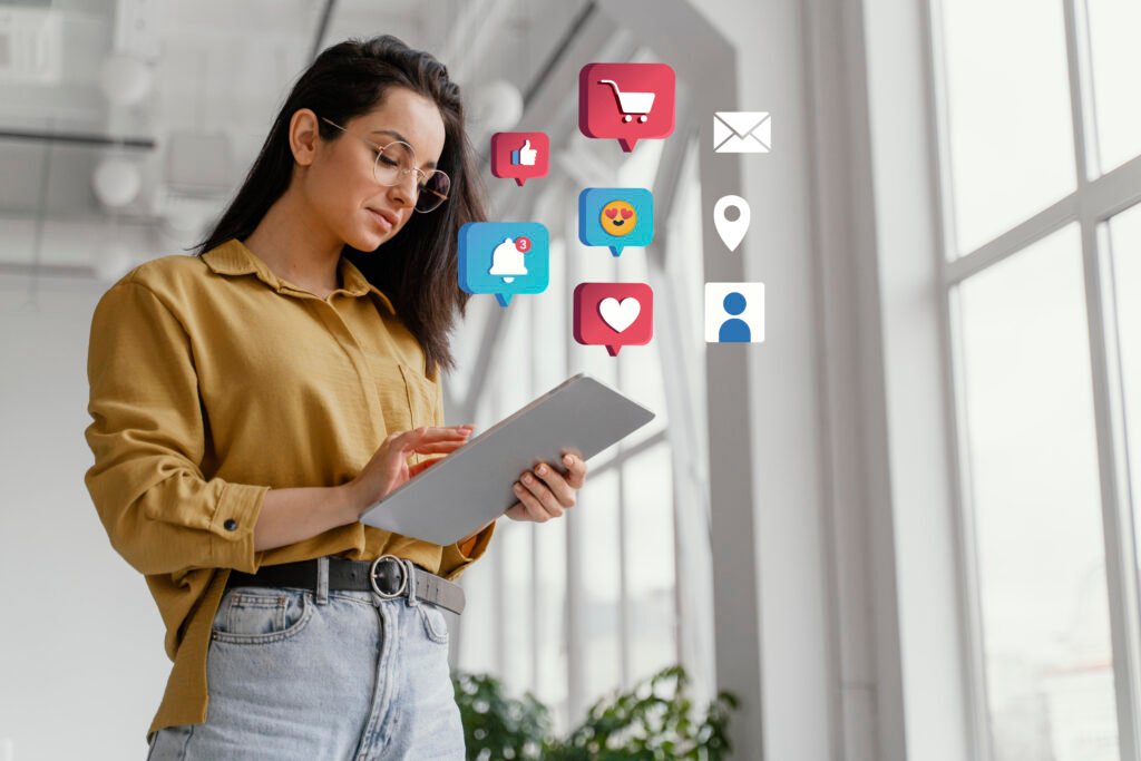 Social commerce 2.0: como vender diretamente pelas redes com lives, reels e influenciadores locais
