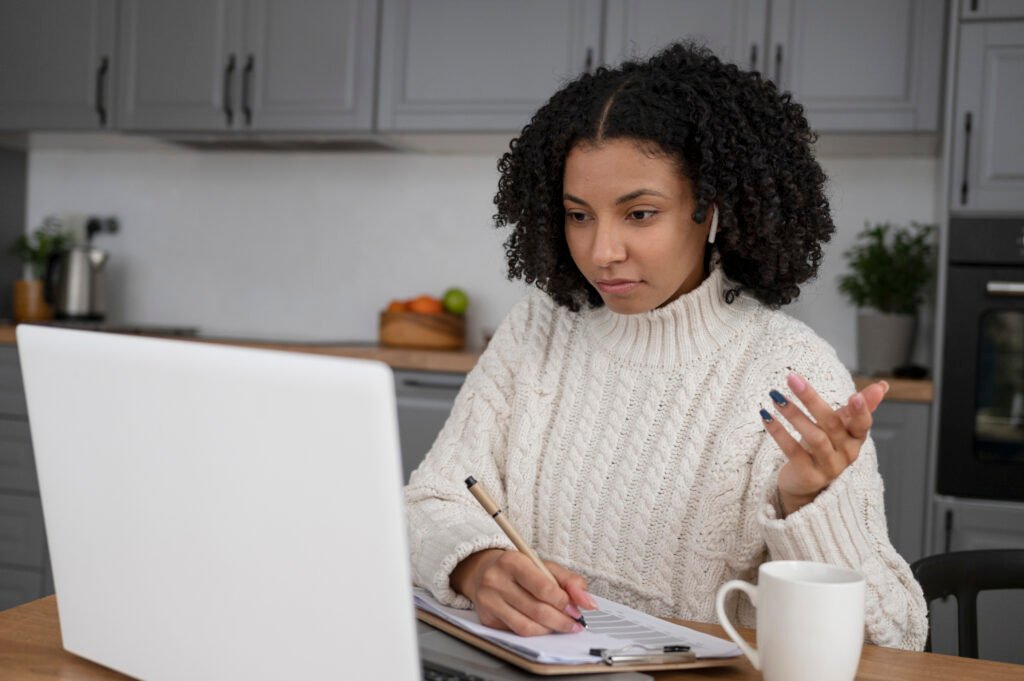 Como criar um curso online: passo a passo prático