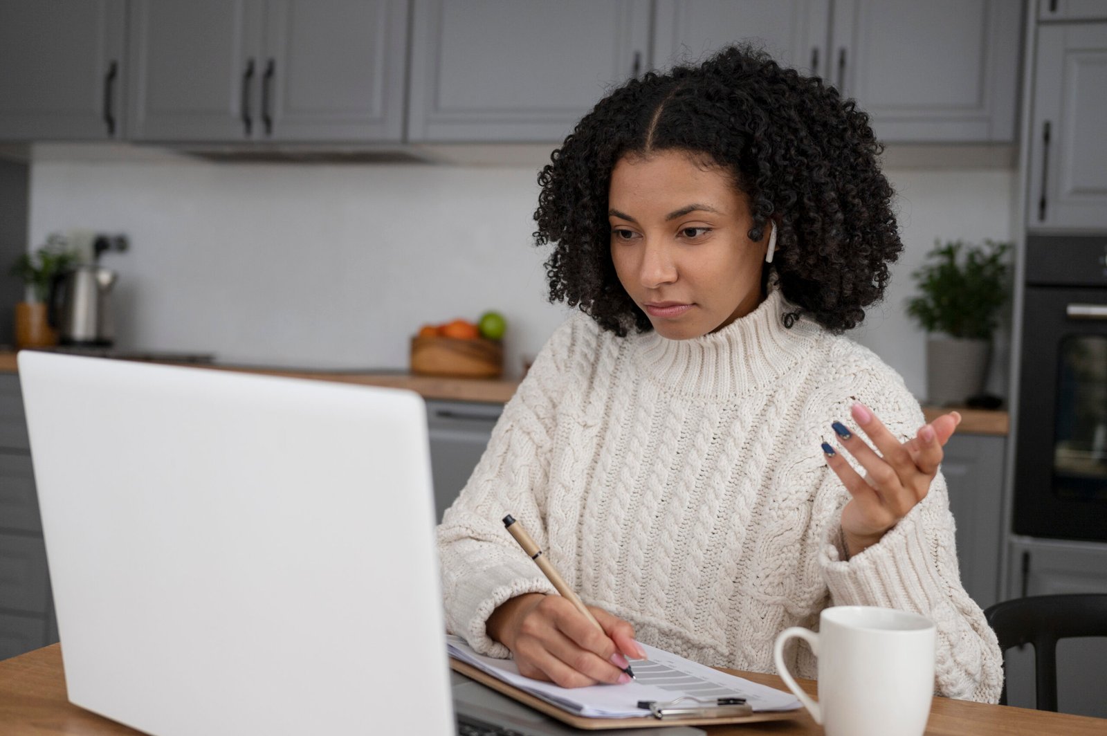 Como criar um curso online: passo a passo prático